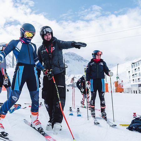 Apex2100 International Ski Academy Tignes Zewnętrze zdjęcie